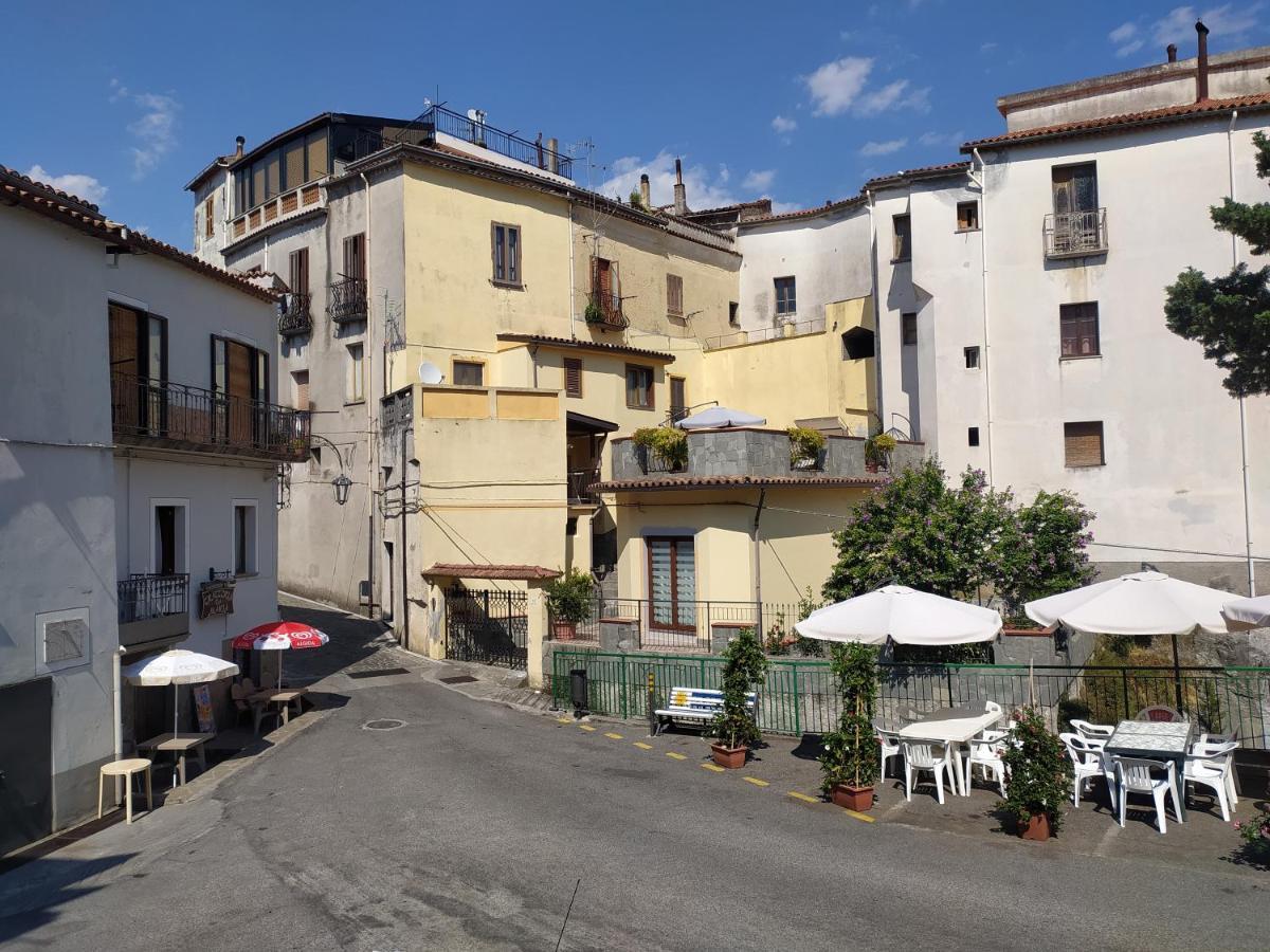 B&B Li Gutti Aieta Exterior photo